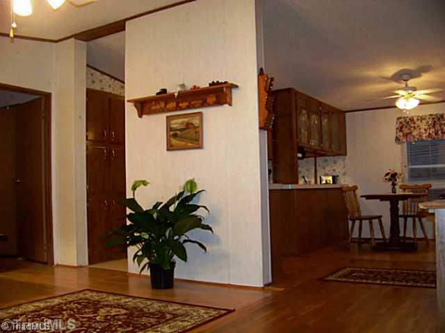 424 Allen Road Mocksville, NC 27028 - Photo 8 of 16 Living Room.