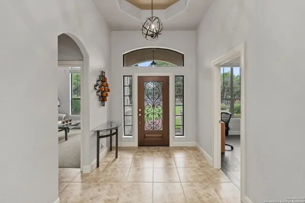 a view of entryway with a front door