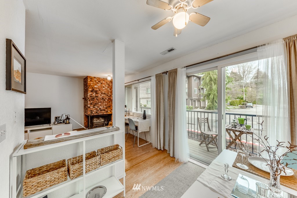 9517 Northeast 180th Street, Unit B104 Bothell, WA 98011 - Photo 14 of 18