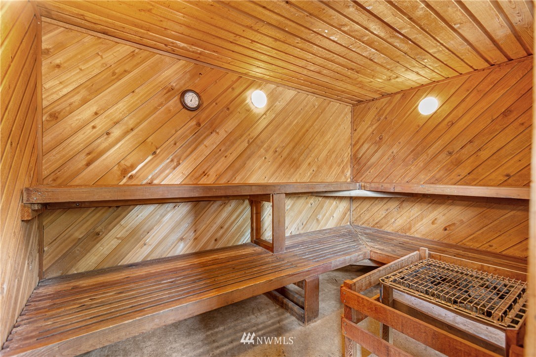 9517 Northeast 180th Street, Unit B104 Bothell, WA 98011 - Photo 18 of 18