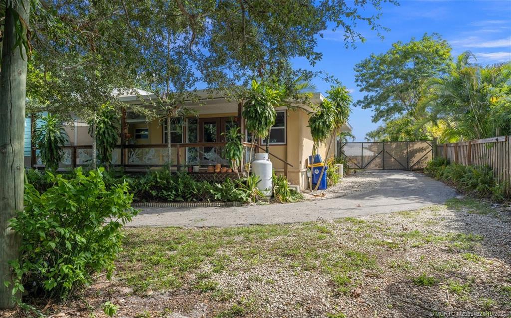 1103 Northwest Spruce Ridge Drive Stuart, FL 34994 - Photo 30 of 41 Gallery Image 30