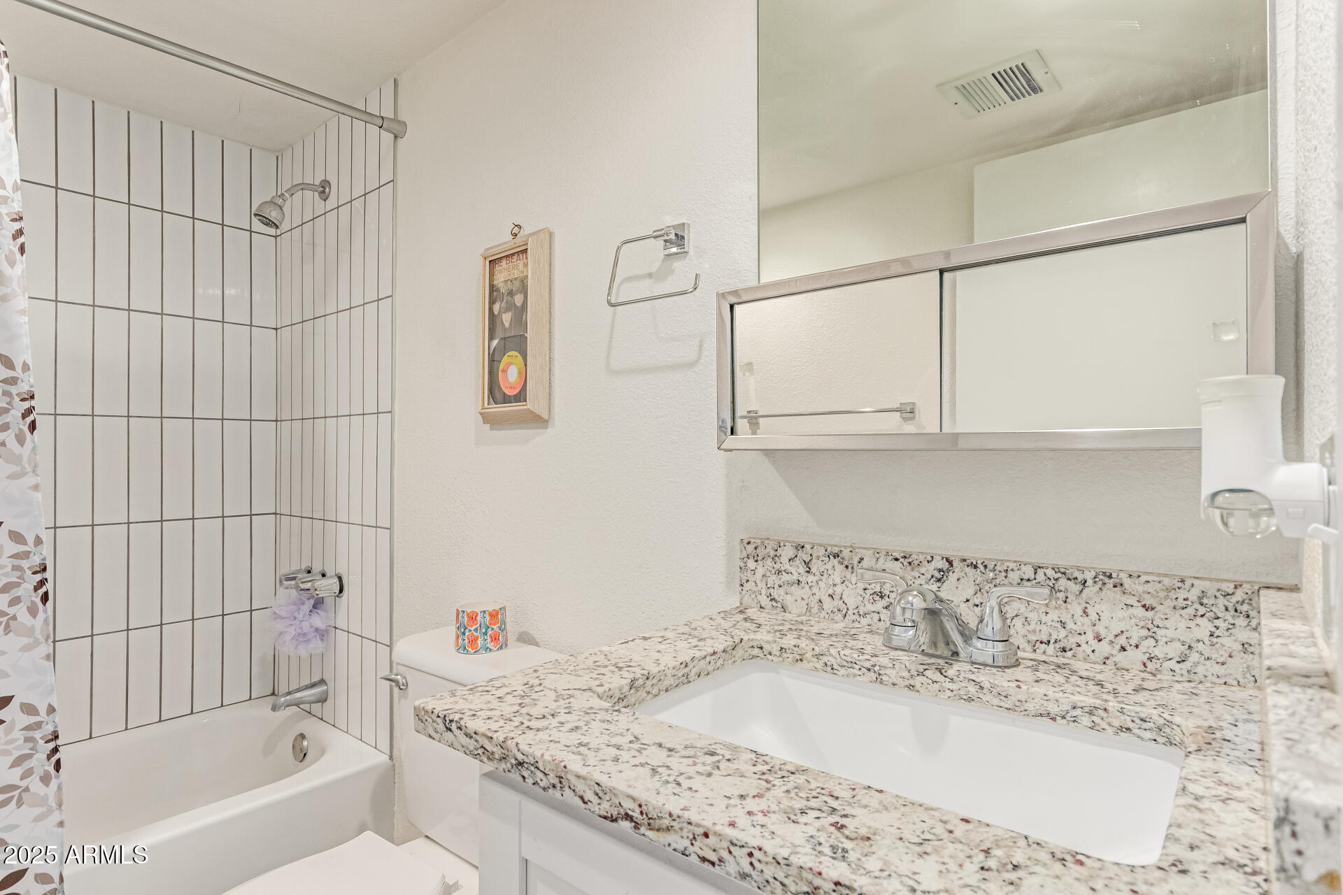930 South Dobson Road, Unit 3 Mesa, AZ 85202 - Photo 13 of 27 22 - Dobson