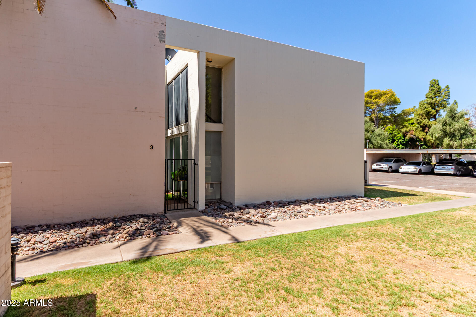 930 South Dobson Road, Unit 3 Mesa, AZ 85202 - Photo 6 of 27 3 - Dobson