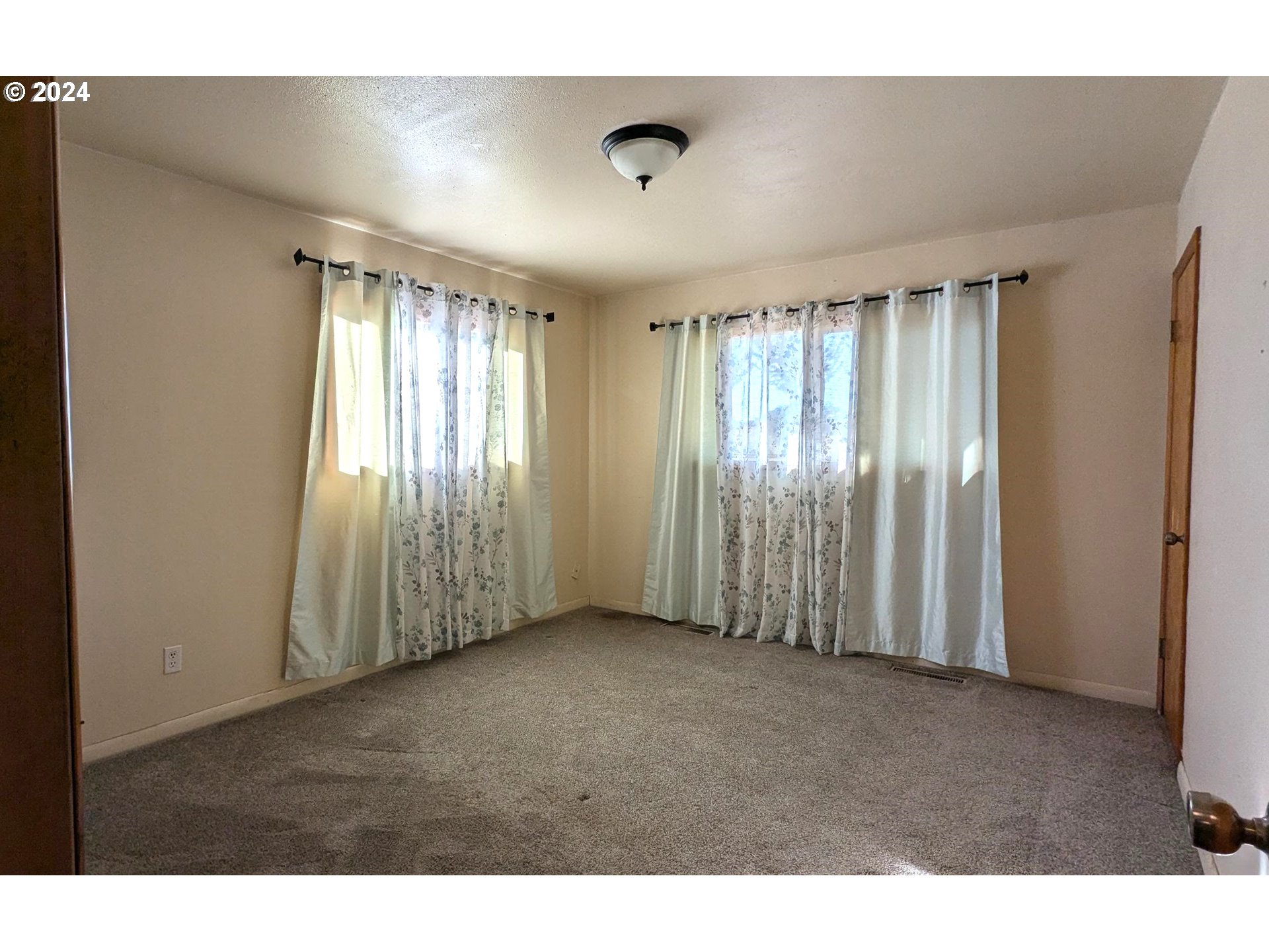 21301 Southwest Christensen Road Sheridan, OR 97378 - Photo 12 of 23 Gallery Image 12
