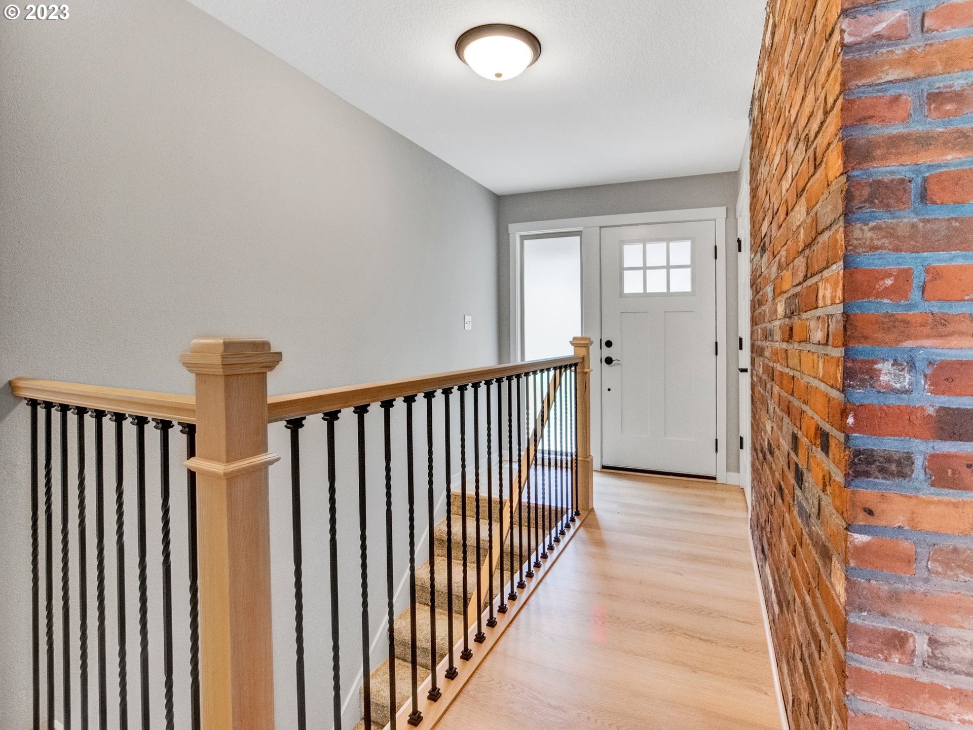 6251 Southwest Prosperity Park Road Tualatin, OR 97062 - Photo 3 of 47 Gallery Image 3