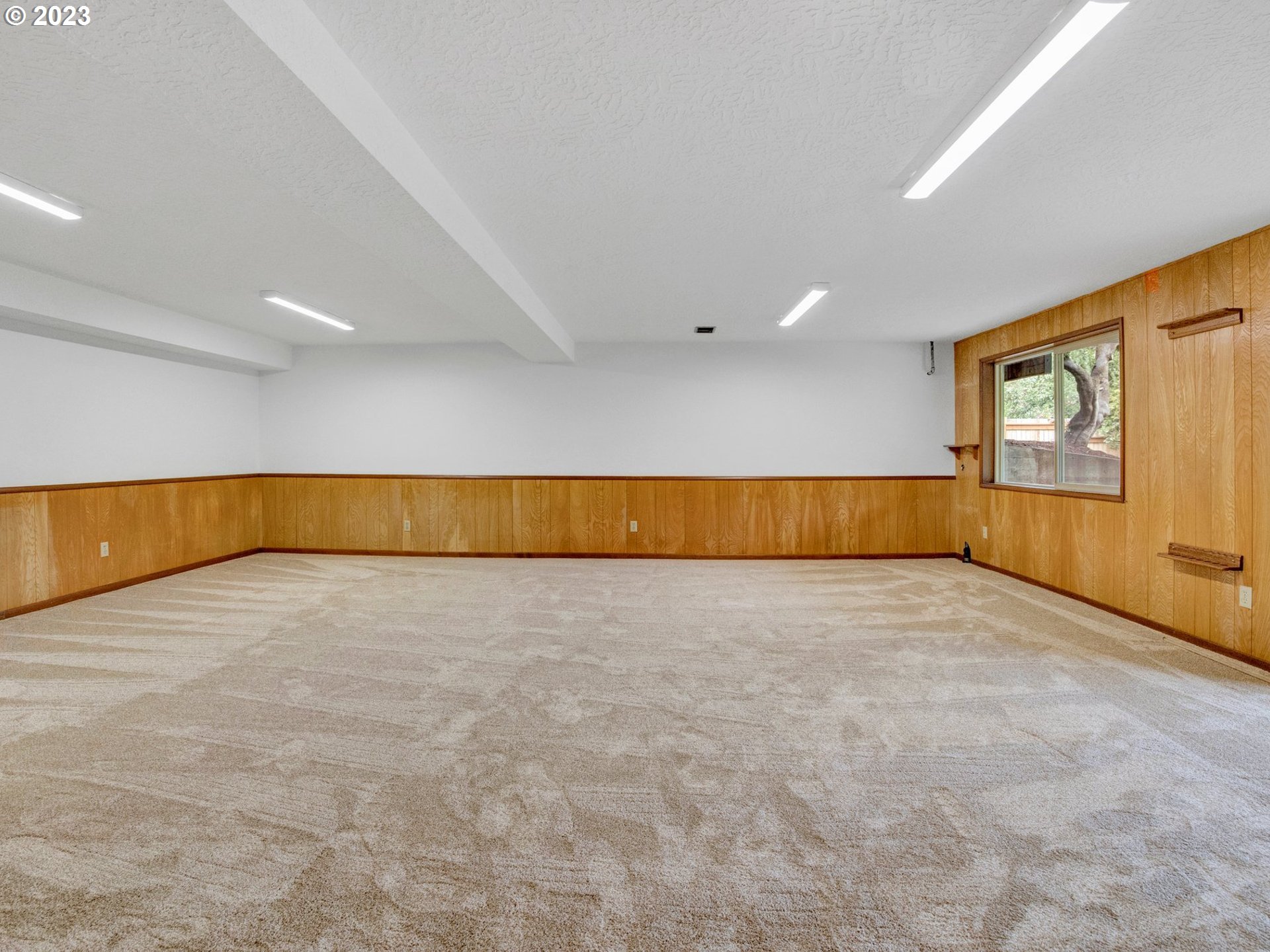 6251 Southwest Prosperity Park Road Tualatin, OR 97062 - Photo 31 of 47 Gallery Image 31