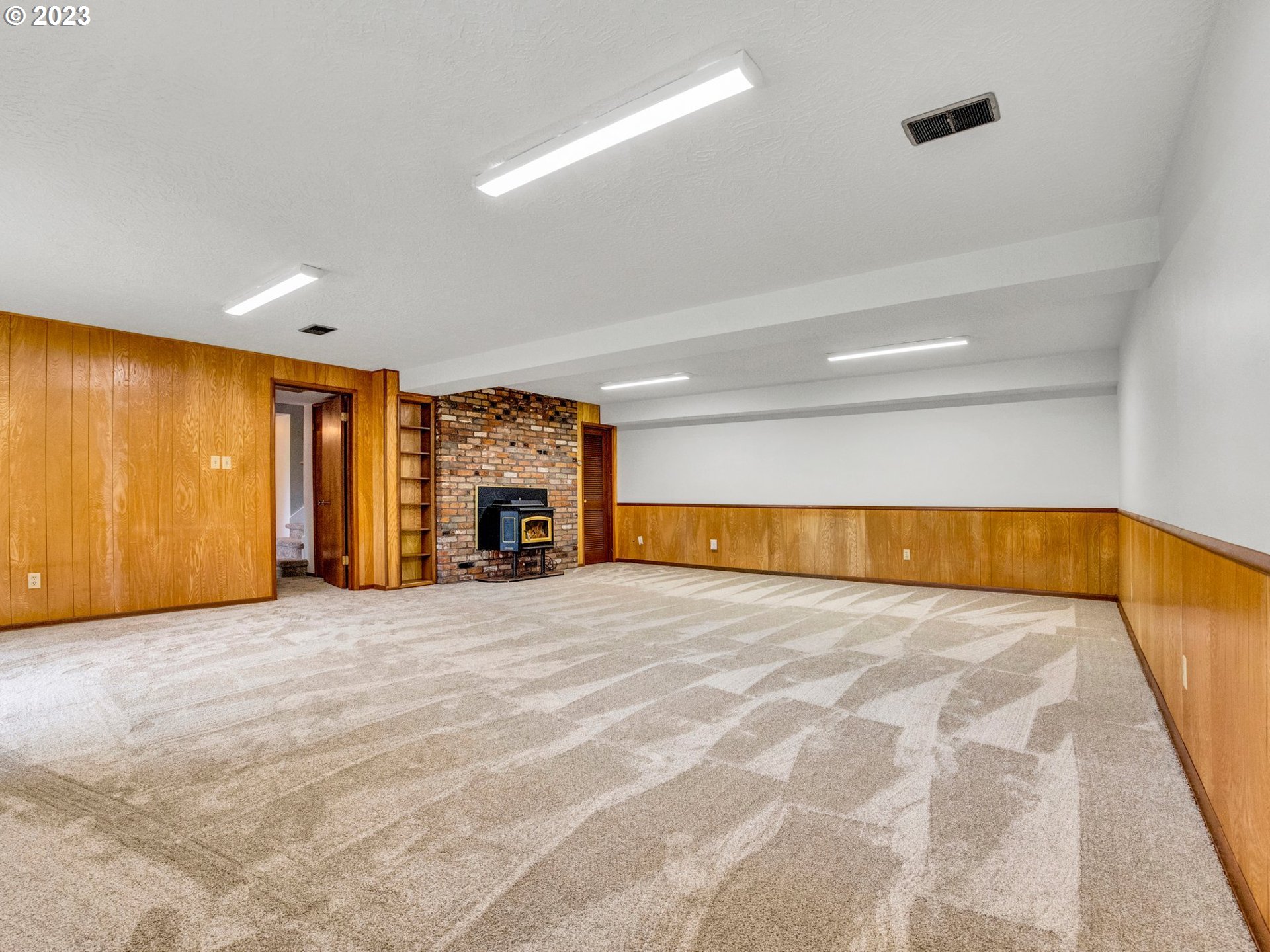 6251 Southwest Prosperity Park Road Tualatin, OR 97062 - Photo 33 of 47 Gallery Image 33