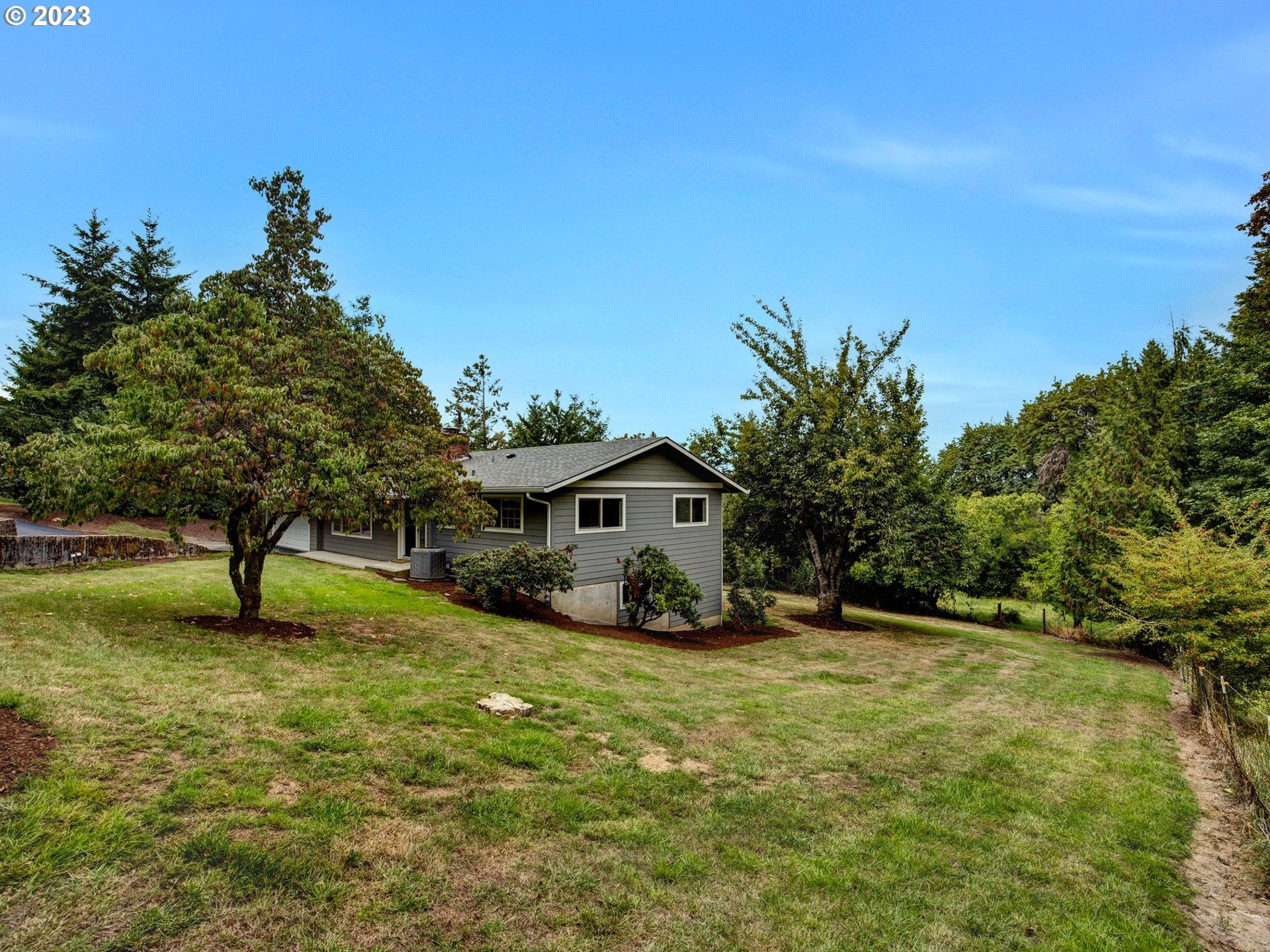 6251 Southwest Prosperity Park Road Tualatin, OR 97062 - Photo 41 of 47 Gallery Image 41