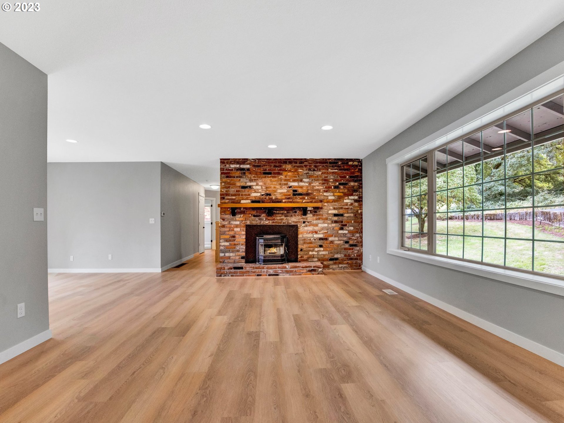 6251 Southwest Prosperity Park Road Tualatin, OR 97062 - Photo 9 of 47 Gallery Image 9