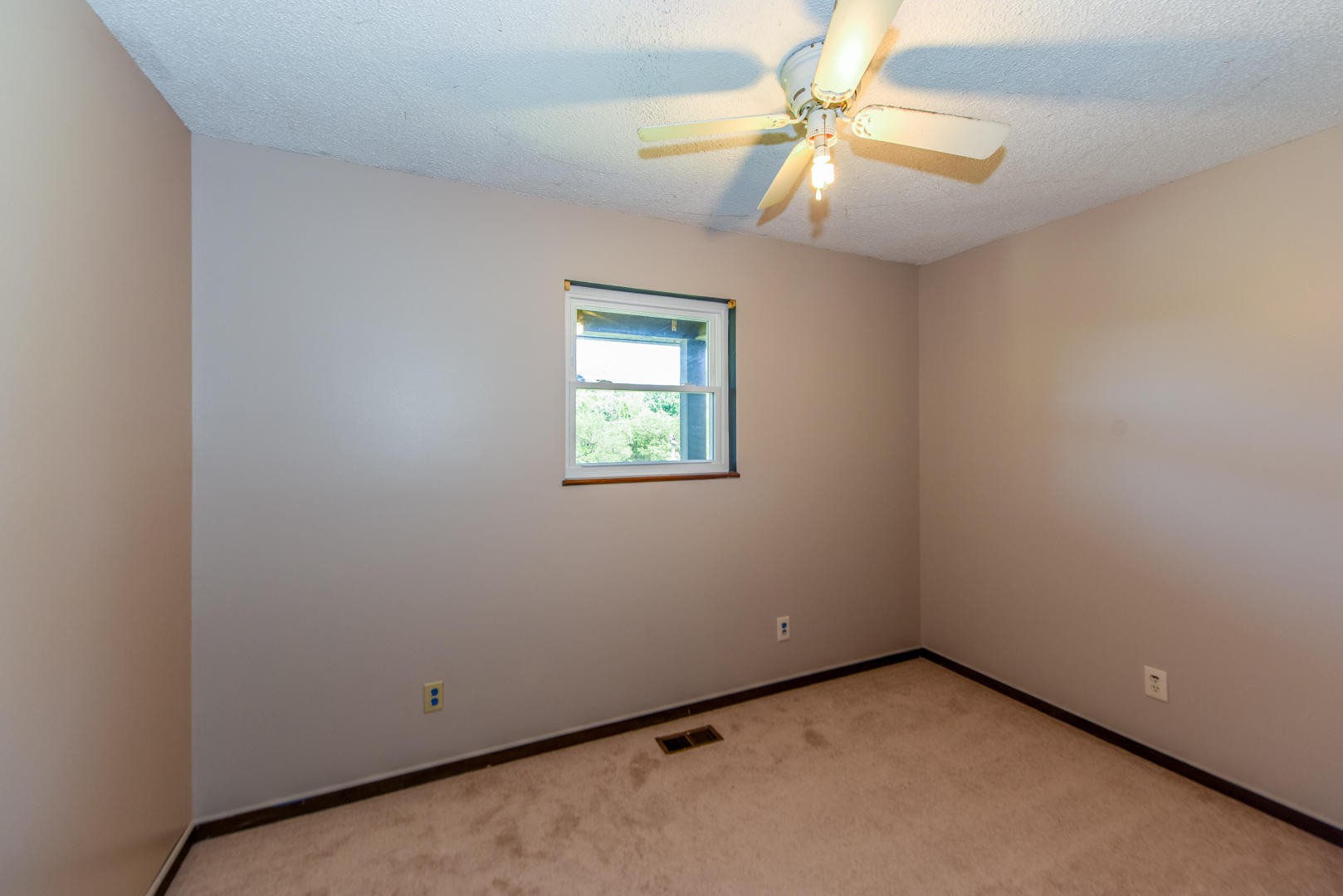 222 Blockhouse Road Maryville, TN 37803 - Photo 15 of 25 Gallery Image 15