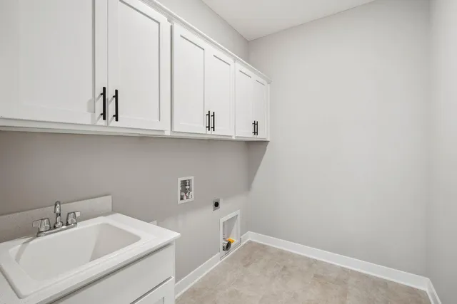 $615,000 | 3776 Brookside Drive, Chaska, MN 55318