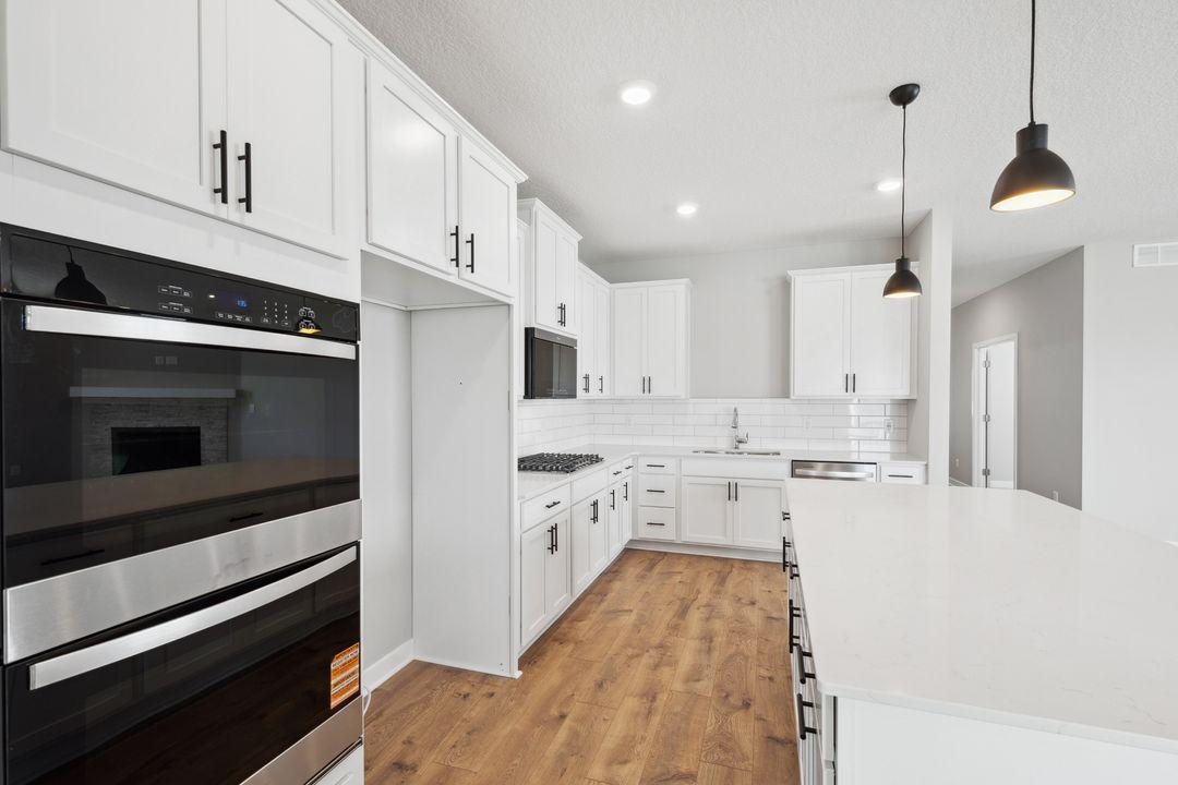 3776 Brookside Drive Chaska, MN 55318 - Photo 3 of 35