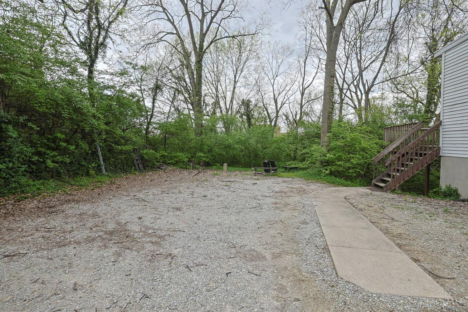 452 Riddle Road Cincinnati, OH 45220 - Photo 29 of 32