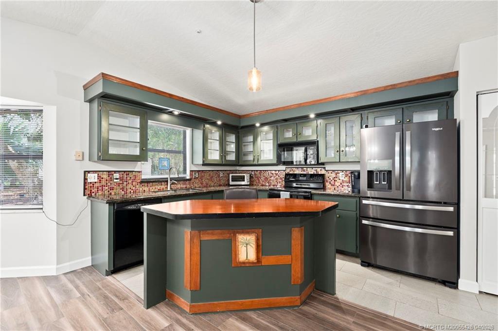 7005 Salerno Road Fort Pierce, FL 34951 - Photo 8 of 38 Gallery Image 8
