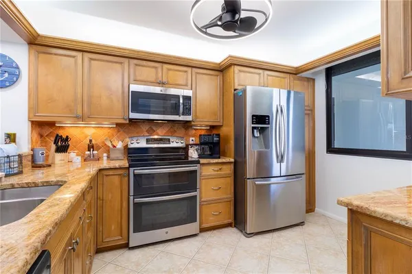 $5,000 | 4253 Bay Beach Lane, Unit G2, Fort Myers Beach, FL 33931