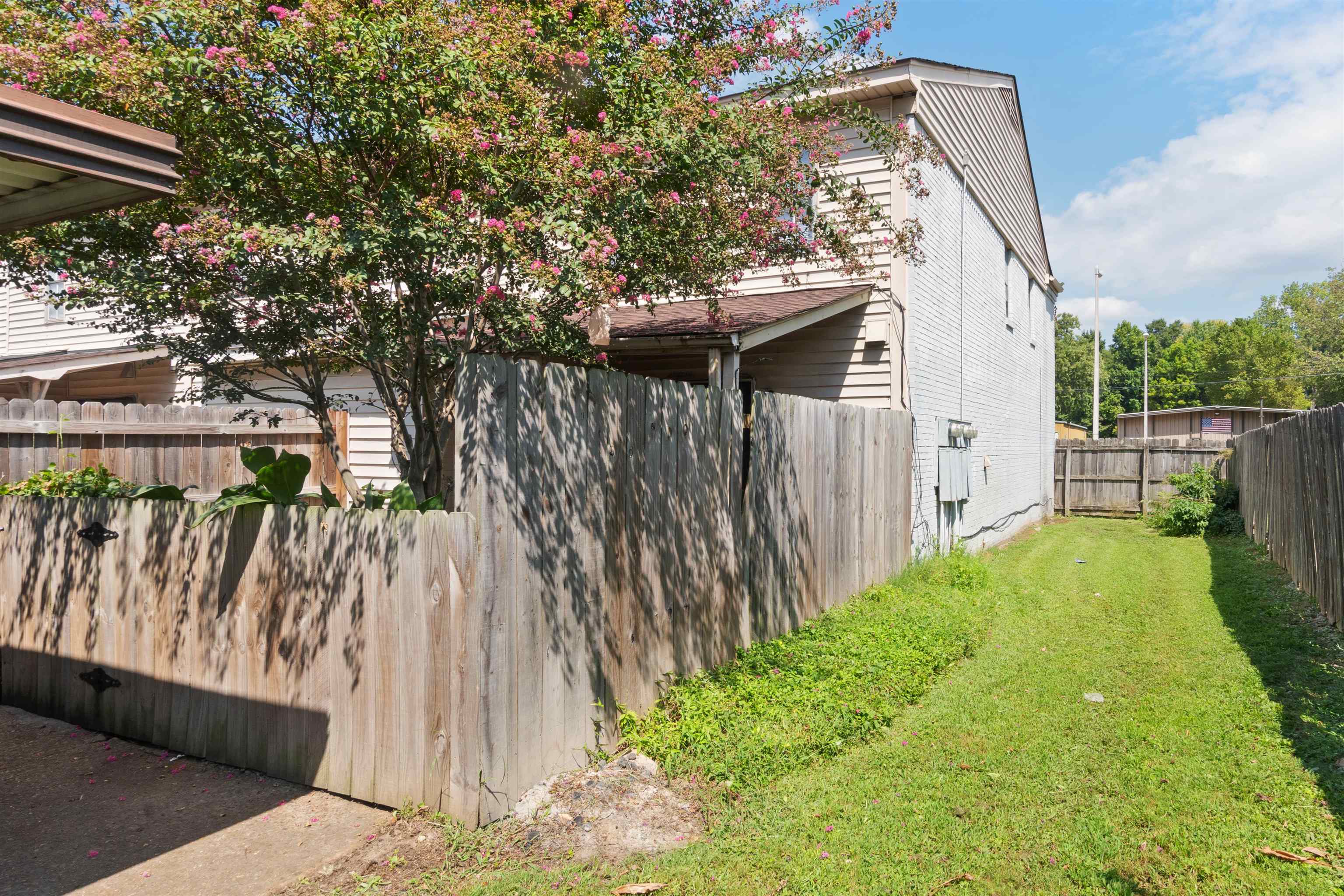 5573 Pleasant View Road, Unit 35 Memphis, TN 38134 - Photo 24 of 25 a view of outdoor space and yard