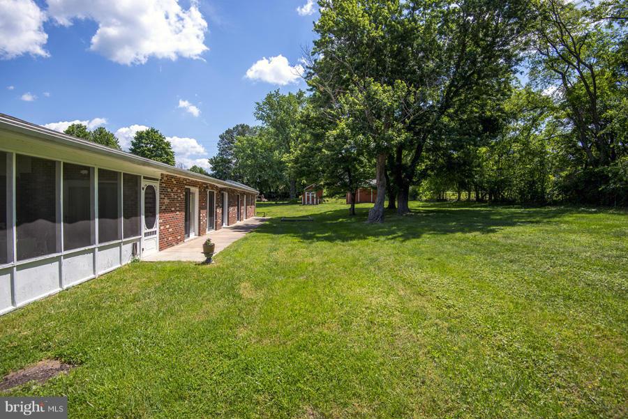 8005 James Russell Road Manassas, VA 20112 - Photo 13 of 14 Exterior (Rear)