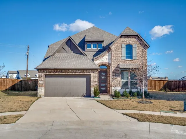 $455,000 | 1100 Stallion Lane, Justin, TX 76247