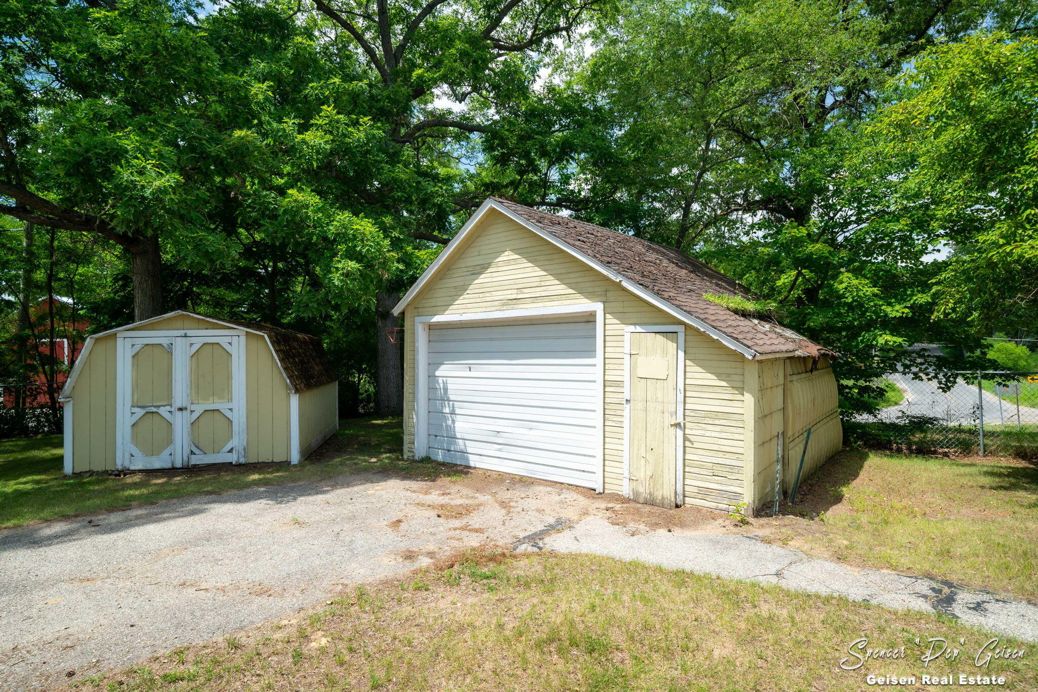 2870 West Long Lake Road Orleans, MI 48865 - Photo 9 of 13 73-web-or-mls-2808-cottage-dr
