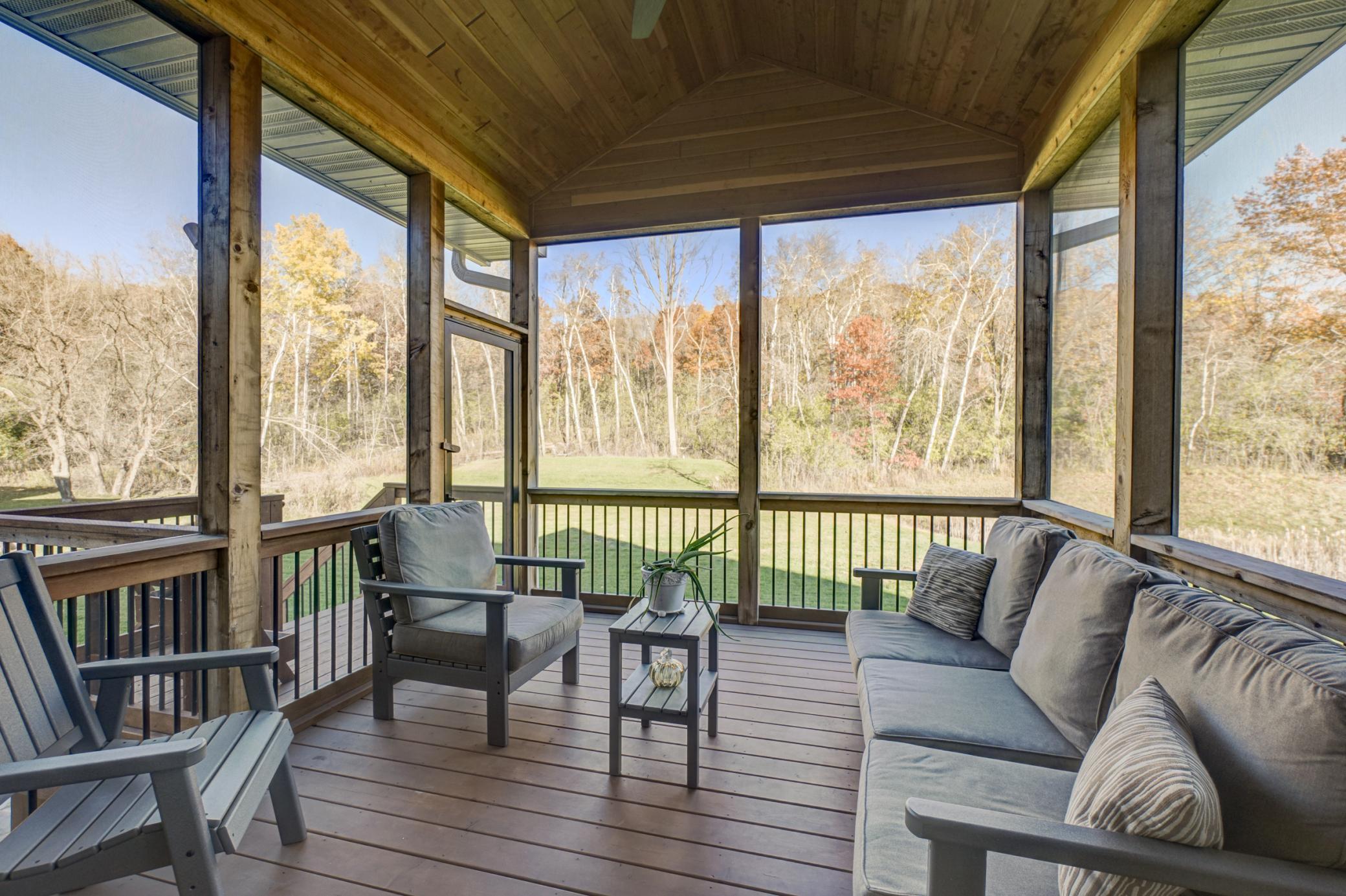 1075 Autumn Oak Lane Hudson, WI 54016 - Photo 11 of 37