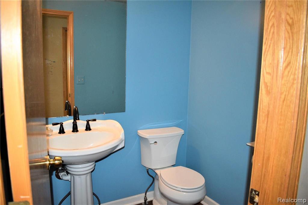 4388 Diehl Road Metamora, MI 48455 - Photo 20 of 49
