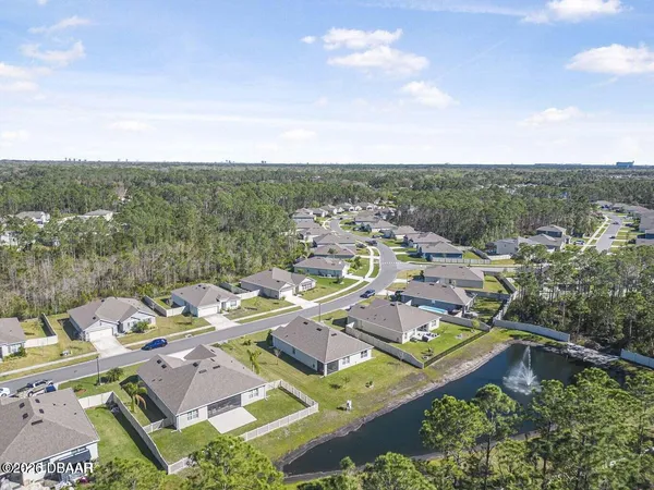 a picture of a city view