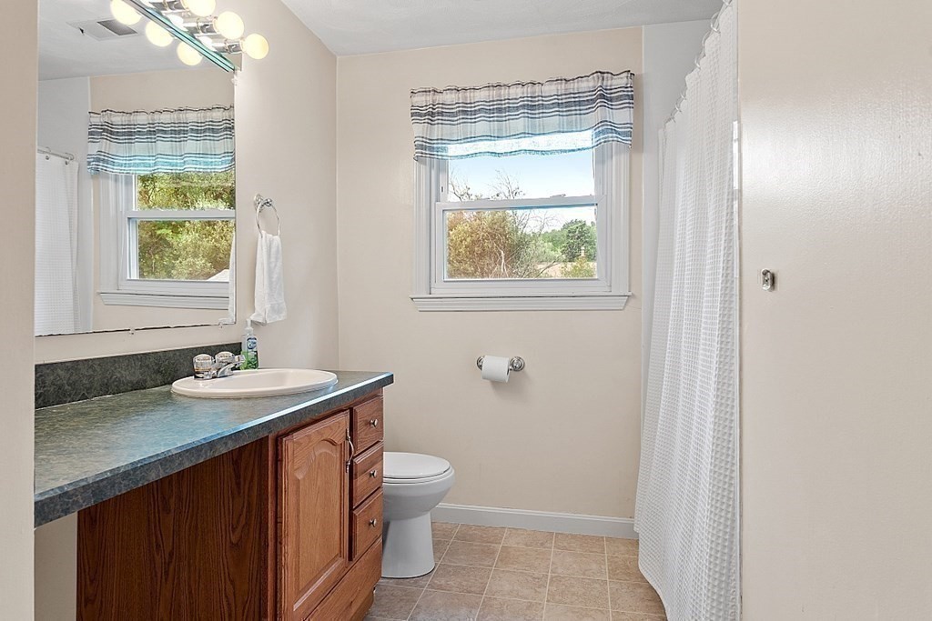 11 Austin Road Billerica, MA 01821 - Photo 23 of 29