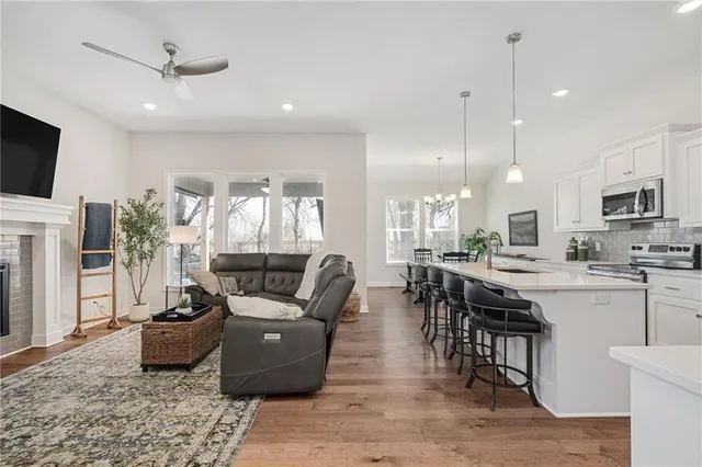 $485,000 | 2939 Southwest Arbor Tree Drive, Lee's Summit, MO 64082