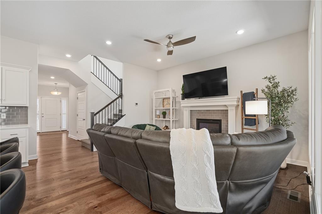 2939 Southwest Arbor Tree Drive Lee's Summit, MO 64082 - Photo 17 of 65