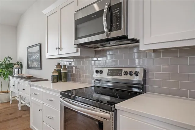 $485,000 | 2939 Southwest Arbor Tree Drive, Lee's Summit, MO 64082