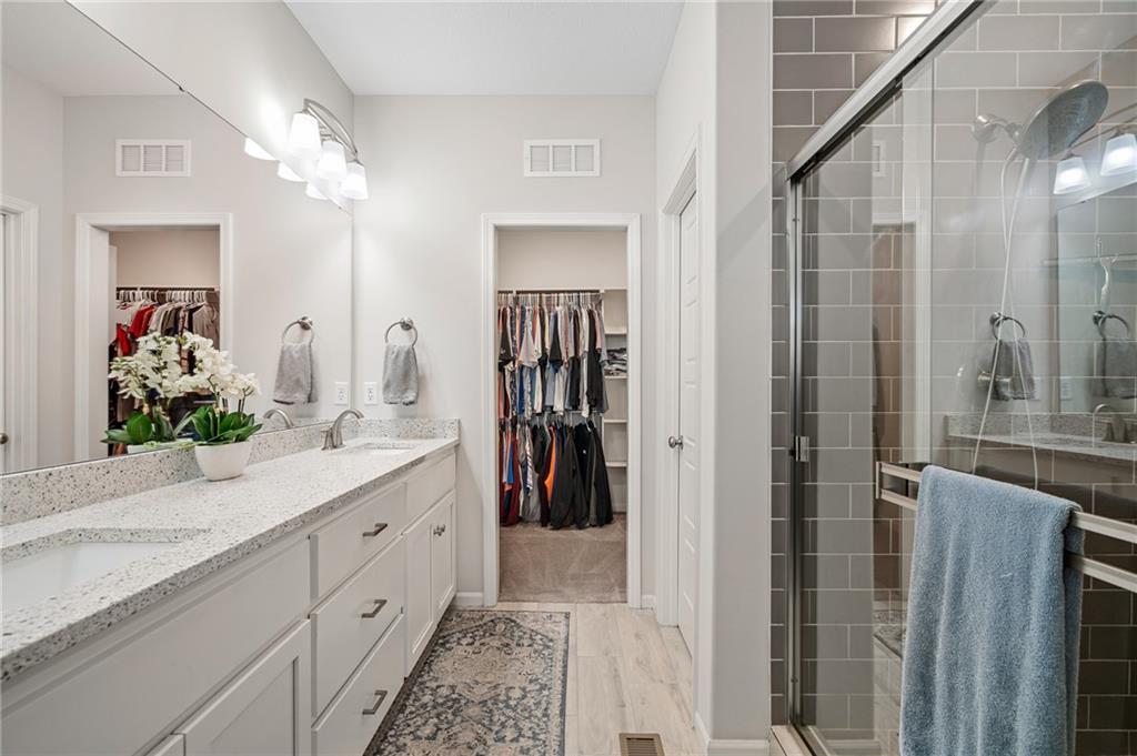 2939 Southwest Arbor Tree Drive Lee's Summit, MO 64082 - Photo 31 of 65