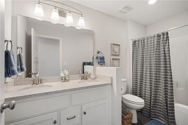 $485,000 | 2939 Southwest Arbor Tree Drive, Lee's Summit, MO 64082