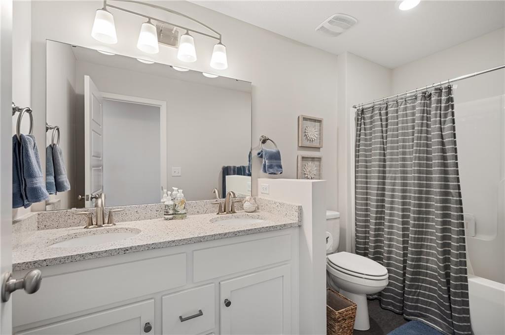 2939 Southwest Arbor Tree Drive Lee's Summit, MO 64082 - Photo 47 of 65