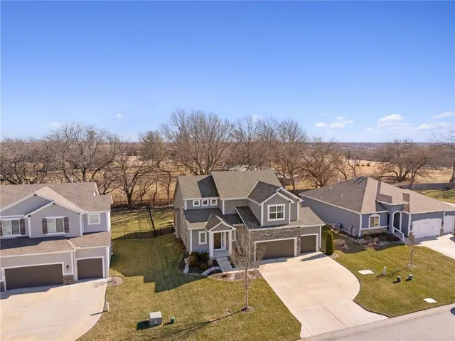$485,000 | 2939 Southwest Arbor Tree Drive, Lee's Summit, MO 64082