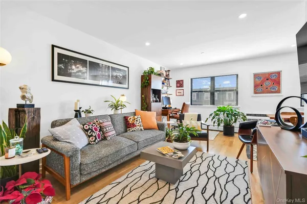 $2,129,000 | 28-05 21st Avenue, Unit 3 | Astoria