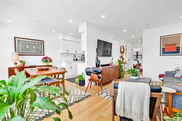 $2,129,000 | 28-05 21st Avenue, Unit 3 | Astoria