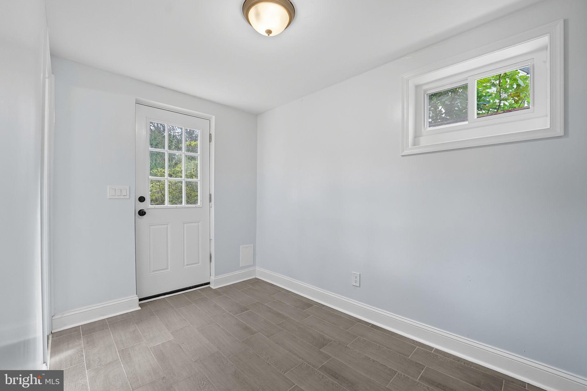 3708 Woodridge Avenue Silver Spring, MD 20902 - Photo 31 of 38 an empty room with windows