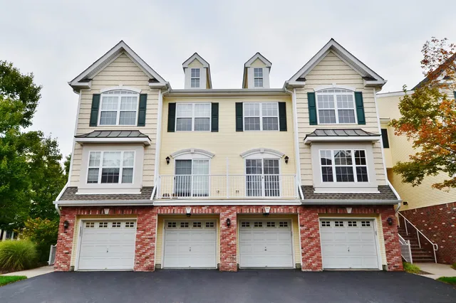 a view of residential houses