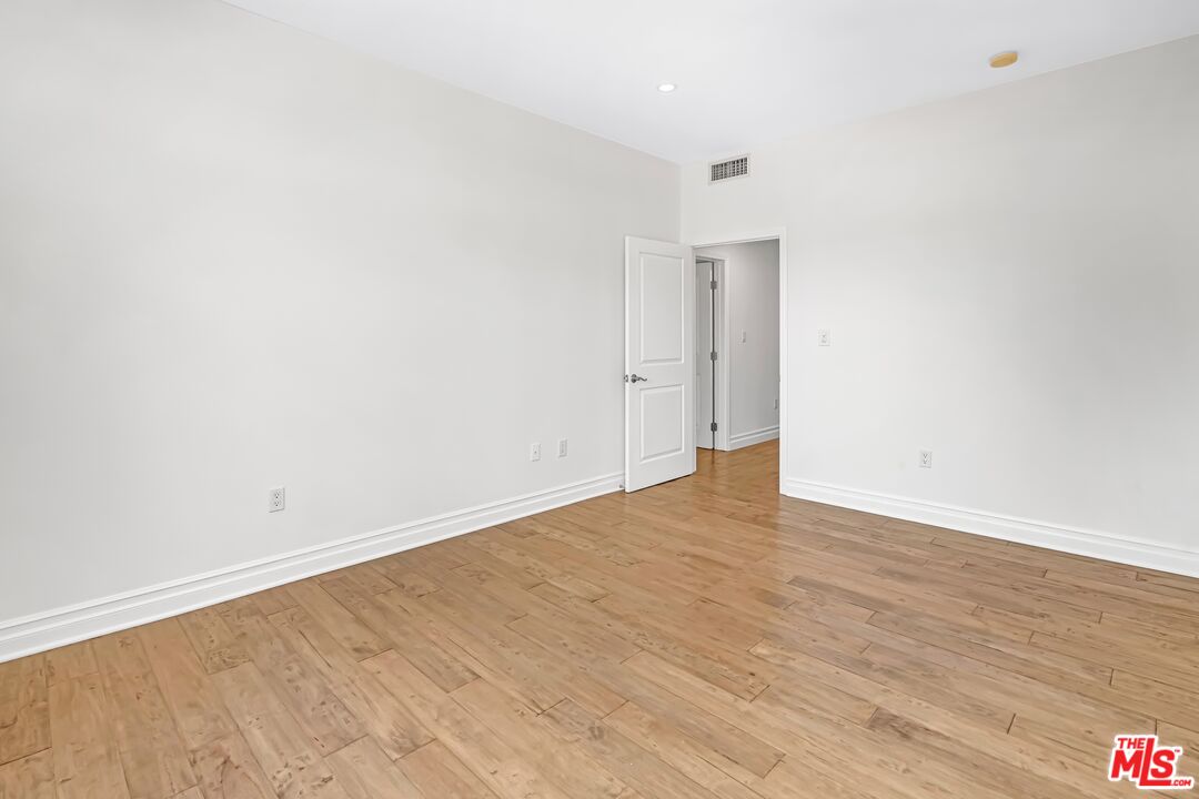 1248 North Laurel Avenue, Unit 103 West Hollywood, CA 90046 - Photo 12 of 25 a view of an empty room