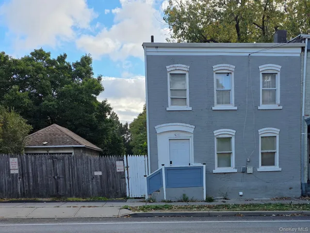 $250,000 | 92 Robinson Avenue, Newburgh, NY 12550
