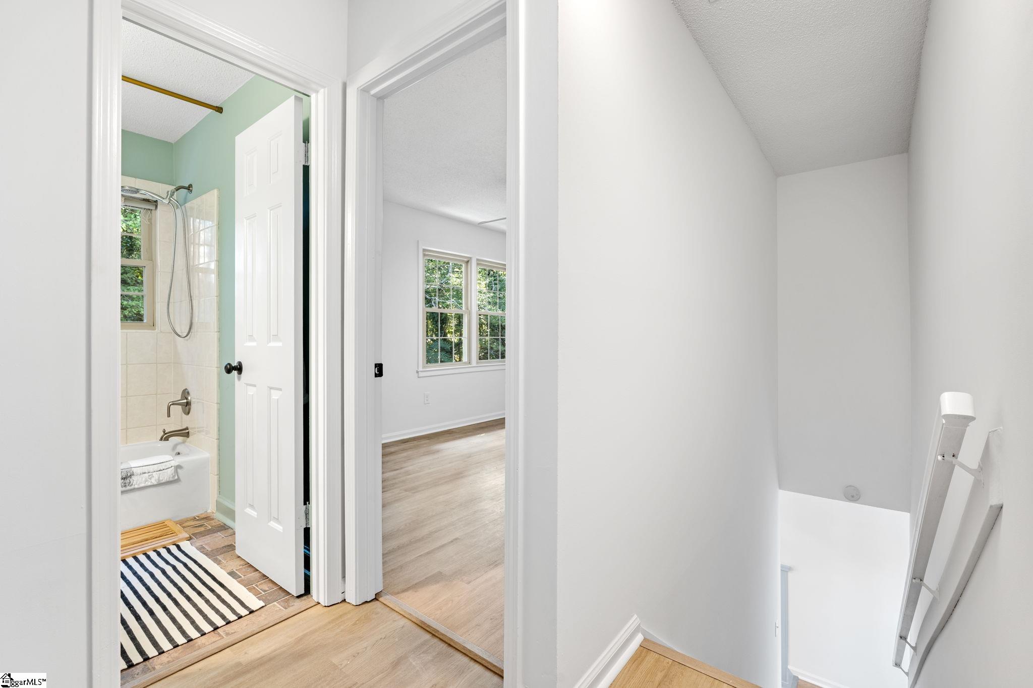 710 Hunts Bridge Road, Unit 21 Greenville, SC 29617 - Photo 17 of 31 Gallery Image 17