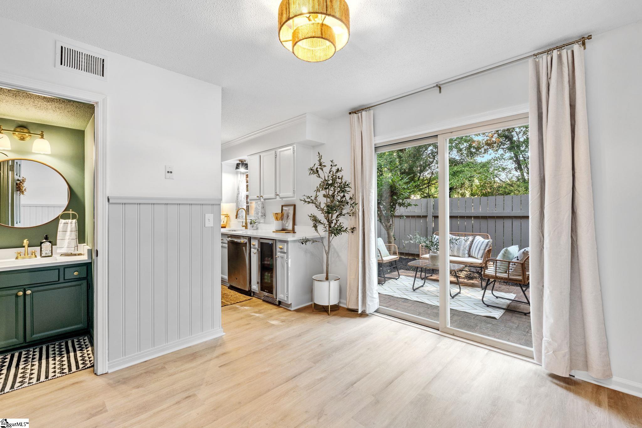 710 Hunts Bridge Road, Unit 21 Greenville, SC 29617 - Photo 8 of 31 Gallery Image 8