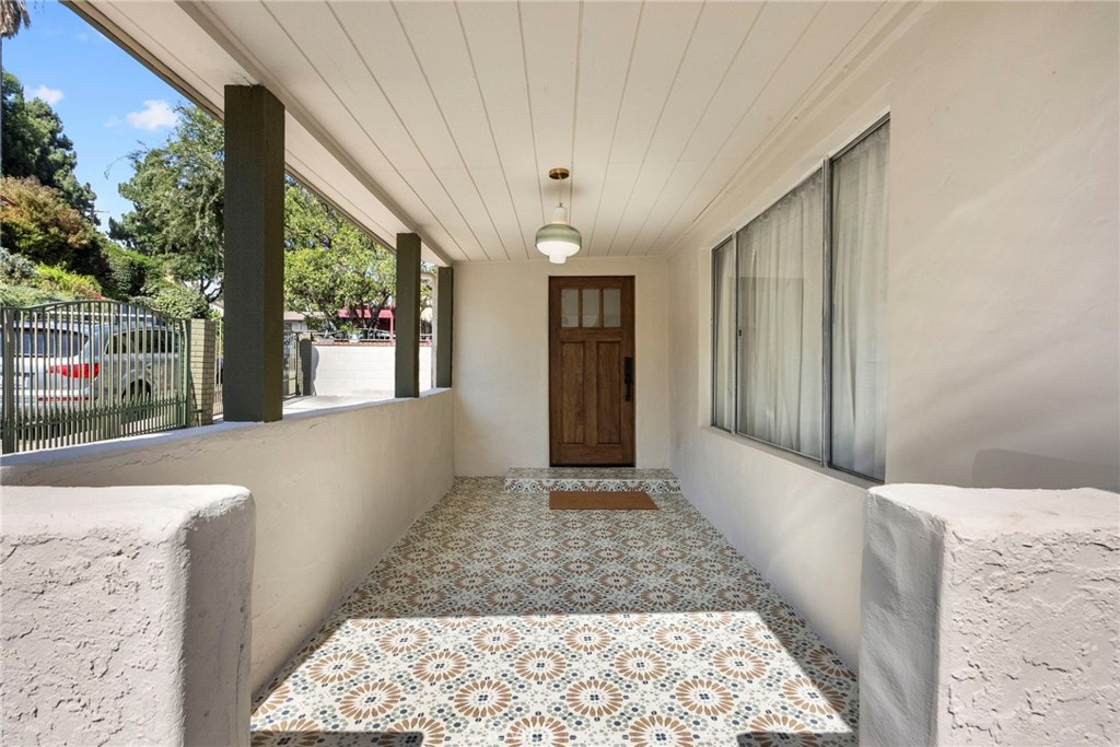 3812 Roderick Road Los Angeles, CA 90065 - Photo 2 of 45