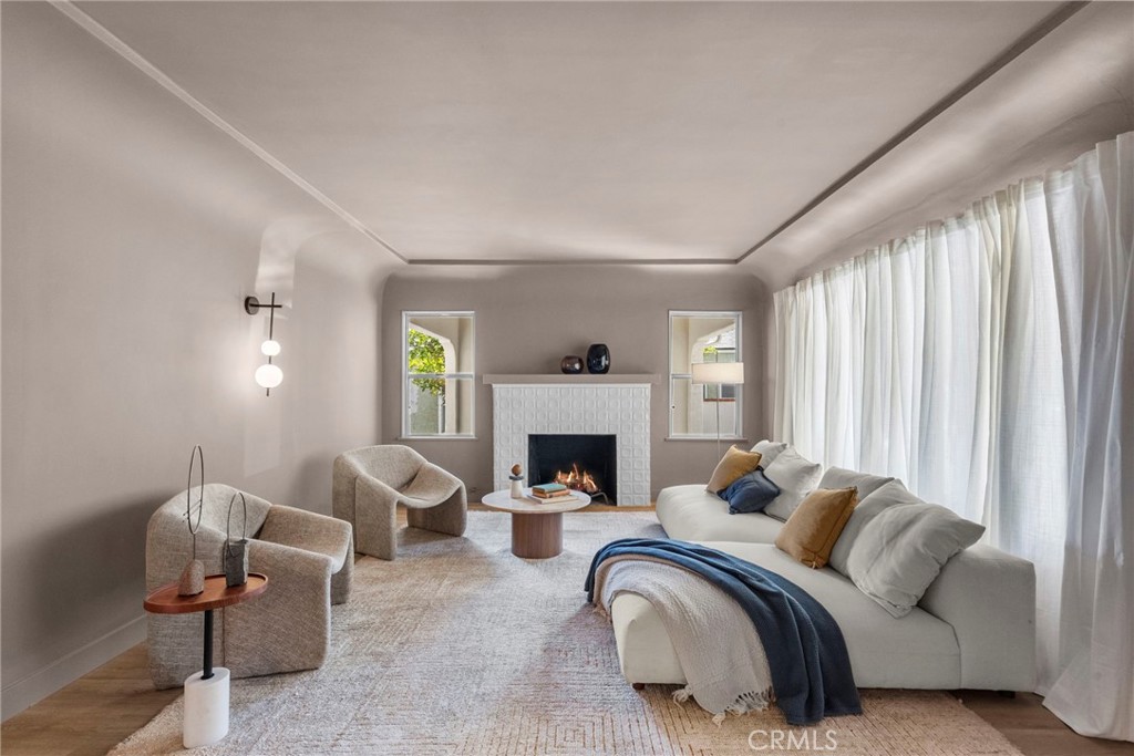 3812 Roderick Road Los Angeles, CA 90065 - Photo 8 of 45