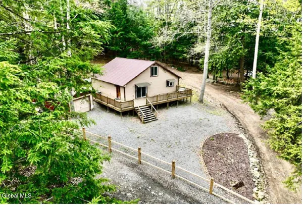 $325,000 | 11 Lakeview Terrace, Hadley, NY 12835