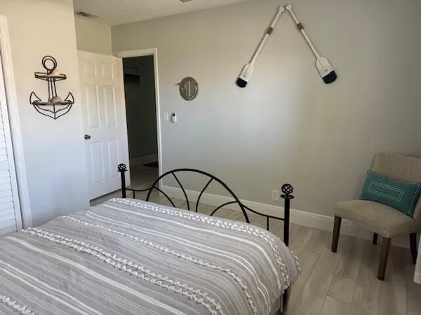 $5,000 | 908 Southeast 10th Street, Deerfield Beach, FL 33441