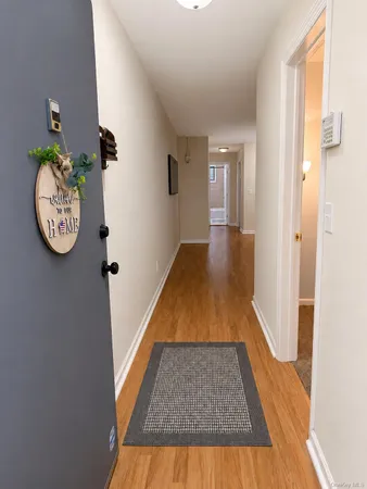 $299,000 | 2423 Union Boulevard, Unit 8B, Islip, NY 11751