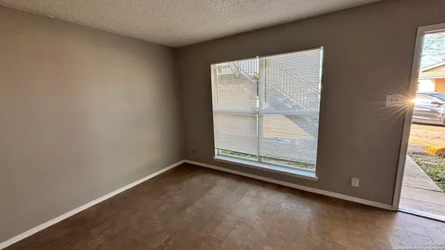 $845 | 5602 Bienville, Unit C2, San Antonio, TX 78233
