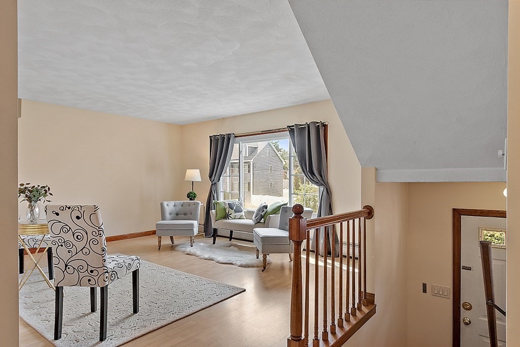 18 Cedarwood Road Billerica, MA 01821 - Photo 5 of 42 Gallery Image 5