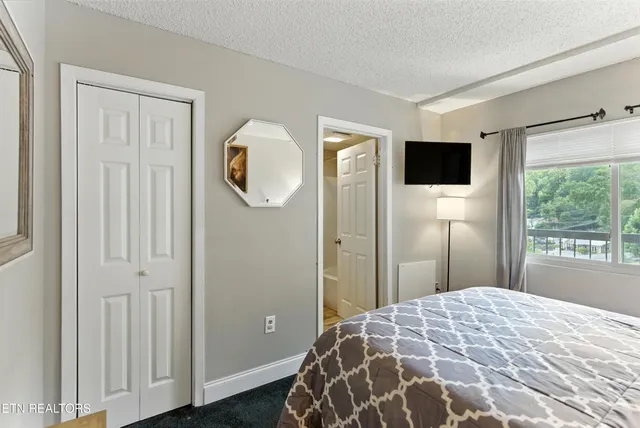 $320,000 | 102 Baskins Creek Bypass, Unit 207, Gatlinburg, TN 37738